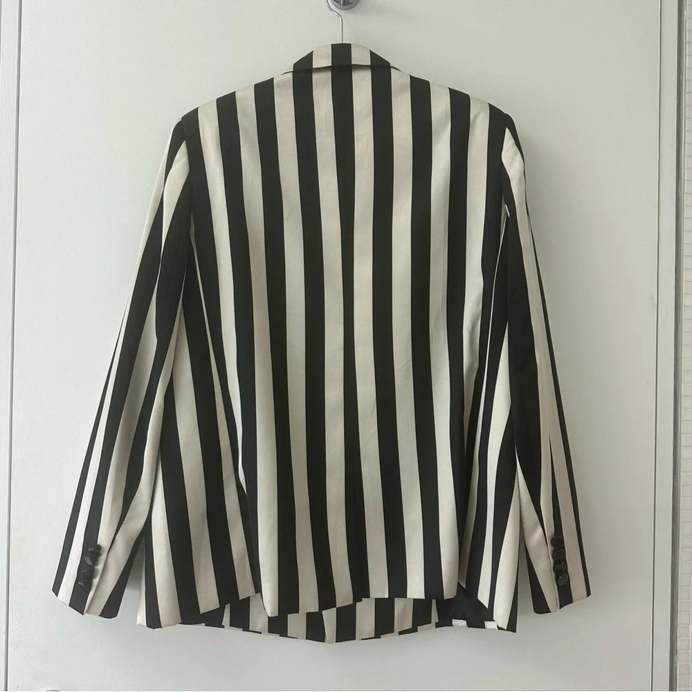 The Kooples Black and White Blazer NWOT - Picture 2 of 4